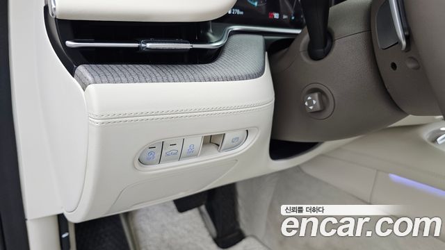 Genesis G90 (RS4) Gasoline 3.5 Turbo AWD 2022 — фото 20