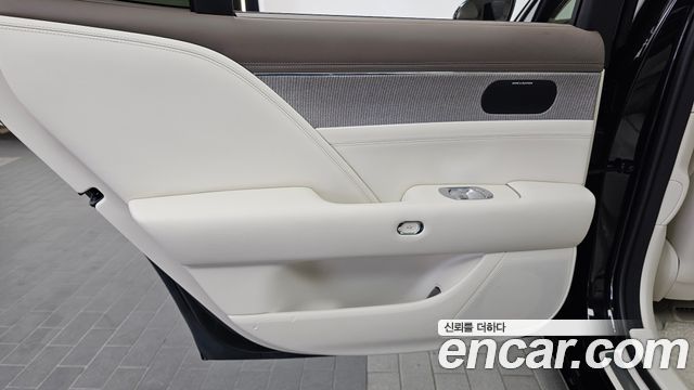 Genesis G90 (RS4) Gasoline 3.5 Turbo AWD 2022 — фото 25