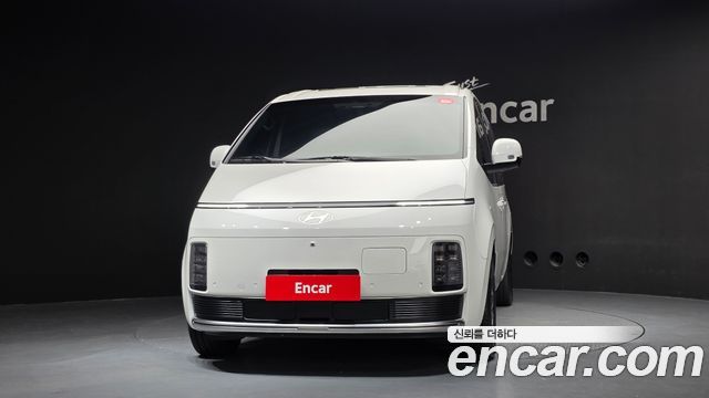 Hyundai Staria EV Lounge 11-Seater Prestige 2027 — фото 3