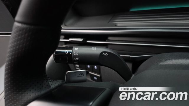 Hyundai Staria EV Lounge 11-Seater Prestige 2027 — фото 34