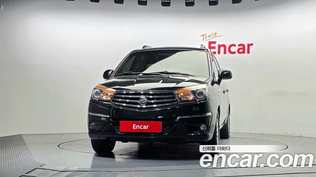 KG Mobility (SsangYong) Korando Turismo 4WD RT 11-seater 2014 — фото 3