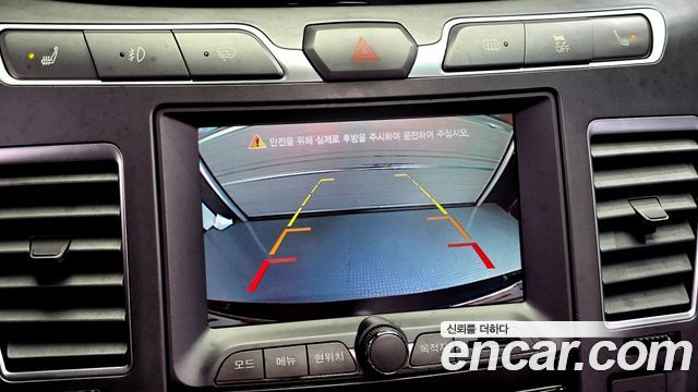 KG Mobility (SsangYong) Korando Turismo 4WD RT 11-seater 2014 — фото 15