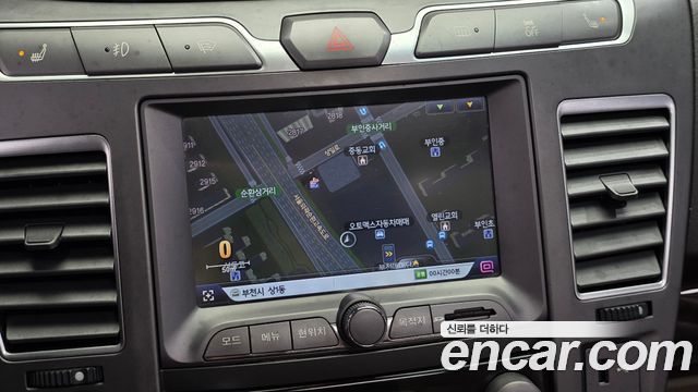 KG Mobility (SsangYong) Korando Turismo 4WD RT 11-seater 2014 — фото 32