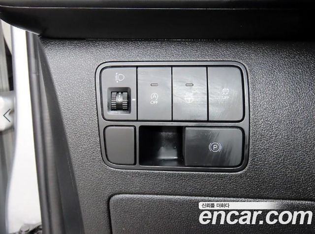Hyundai Staria Cargo 3-Seater Modern 2022 — фото 17