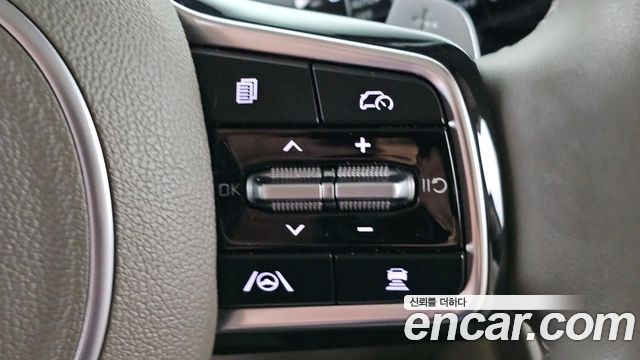 Kia Carnival (IV) HEV 9-Seater Hi-Limousine Signature 2025 — фото 17