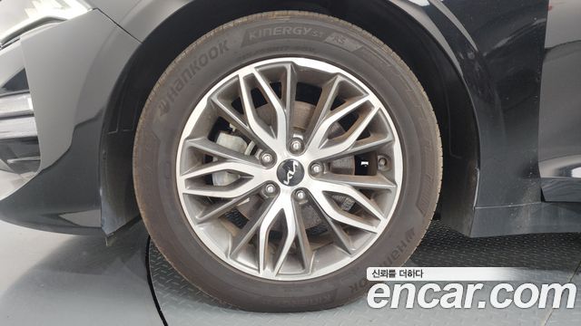 Kia K5 (III) 2.0 Noblesse 2023 — фото 5