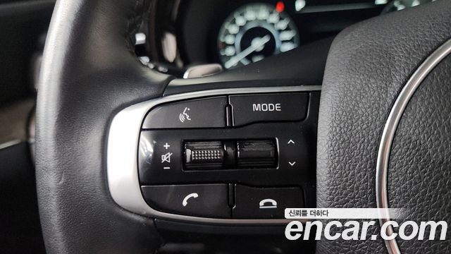 Kia K5 (III) 2.0 Noblesse 2023 — фото 18