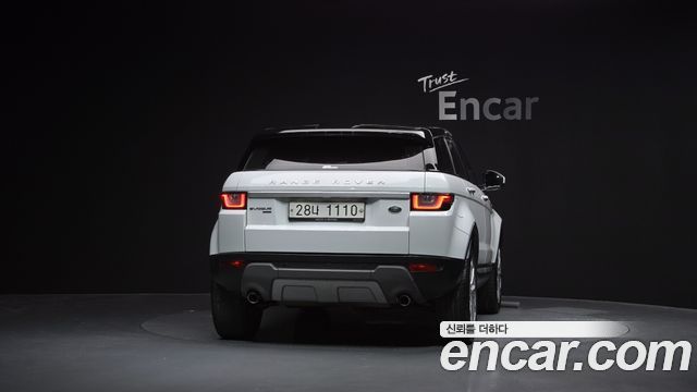 Land Rover Range Rover Evoque 2.0 TD4 HSE 2018 — фото 4
