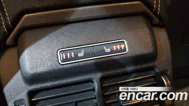 Land Rover Range Rover Evoque 2.0 TD4 HSE 2018 — фото 19