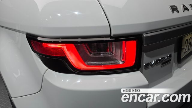 Land Rover Range Rover Evoque 2.0 TD4 HSE 2018 — фото 23