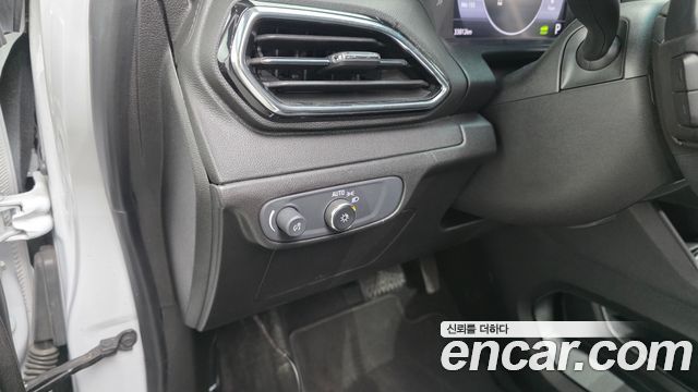 Chevrolet Bolt EV EV Premier 2022 — фото 19