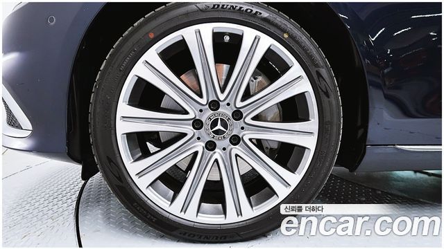 Mercedes-Benz E-Class (W213) E300e 4MATIC Exclusive 2023 — фото 5
