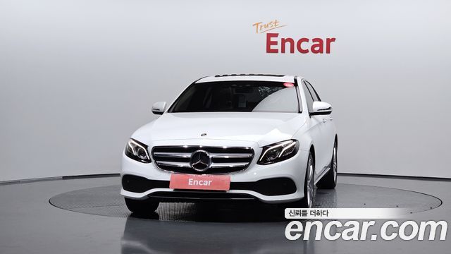 Mercedes-Benz E-Class (W213) E220d Avantgarde 2018 — фото 3
