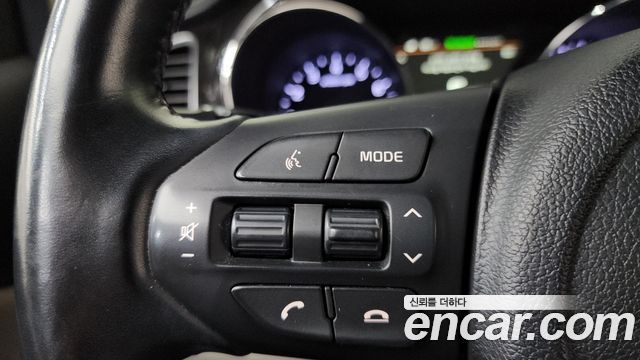 Kia Carnival Gasoline 7-Seater Limousine President 2019 — фото 21