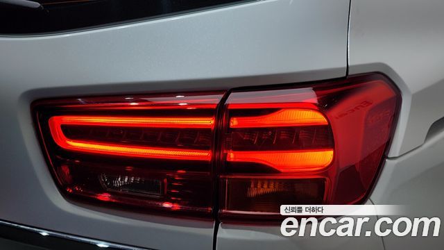 Kia Carnival Gasoline 7-Seater Limousine President 2019 — фото 29