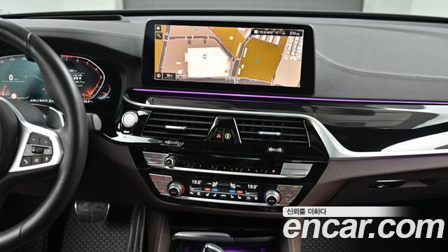 BMW 6 Series GT (G32) 630i xDrive M Sport 2022 — фото 18