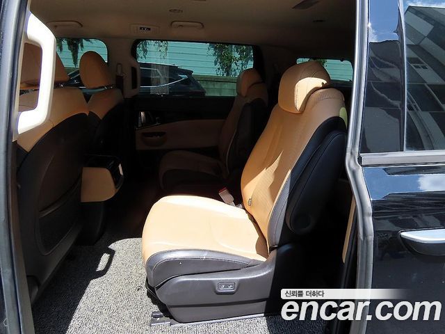 Kia Carnival (IV) Diesel 9-Seater Signature 2021 — фото 6