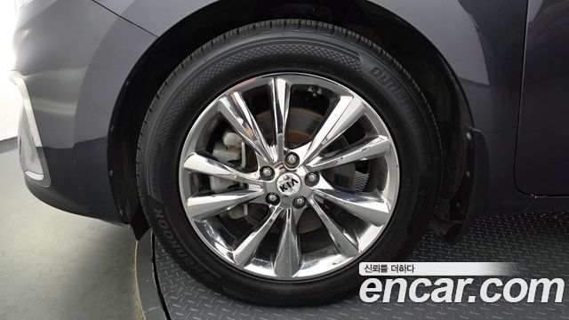 Kia Carnival Gasoline 9-Seater Noblesse Special 2019 — фото 5