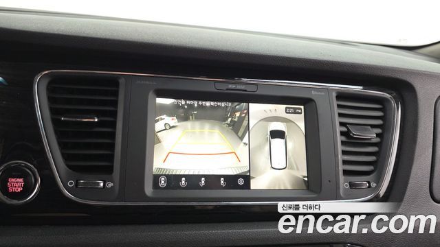 Kia Carnival Gasoline 9-Seater Noblesse Special 2019 — фото 16