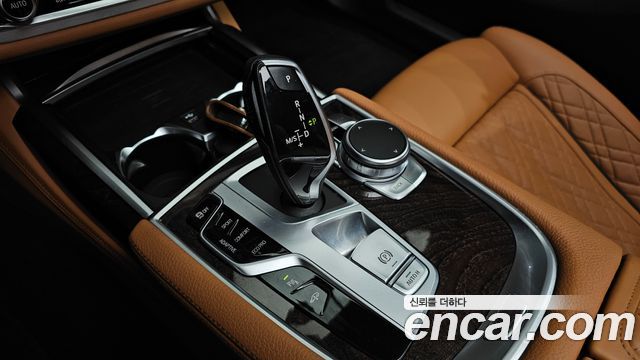 BMW 7 Series (G11) 730d xDrive M Sport 2020 — фото 9