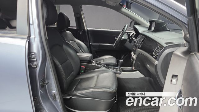 KG Mobility (SsangYong) Korando C Clubby 2WD Park 2013 — фото 11