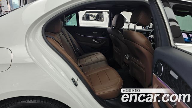 Mercedes-Benz E-Class (W213) E250 Avantgarde 2022 — фото 11