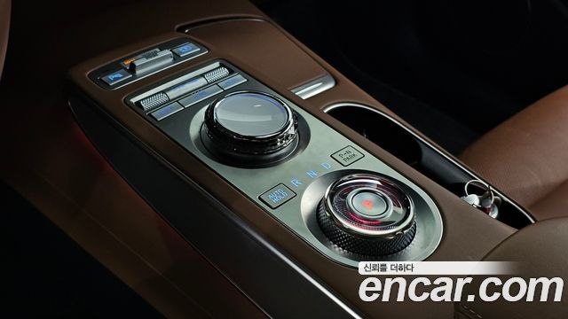 Genesis GV70 2.5T Gasoline AWD 2023 — фото 9