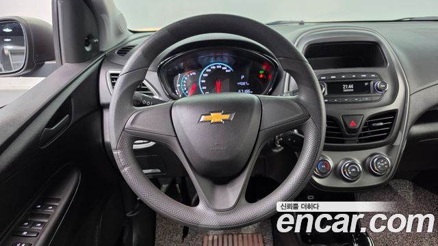 Chevrolet Spark LS 2019 — фото 12