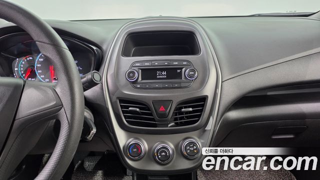 Chevrolet Spark LS 2019 — фото 20