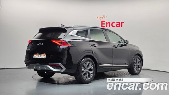 Kia Sportage (V) Diesel 2.0 2WD Nobleless 2022 — фото 2