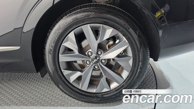 Kia Sportage (V) Diesel 2.0 2WD Nobleless 2022 — фото 21