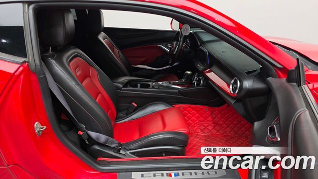 Chevrolet Camaro SS 6.2 V8 Volcano Red 2017 — фото 15