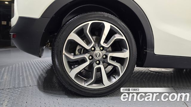 KG Mobility (SsangYong) Tivoli Diesel LX 2WD 2016 — фото 5