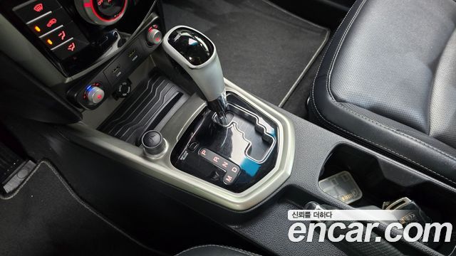 KG Mobility (SsangYong) Tivoli Diesel LX 2WD 2016 — фото 9