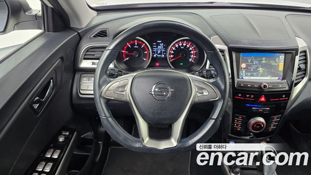 KG Mobility (SsangYong) Tivoli Diesel LX 2WD 2016 — фото 13