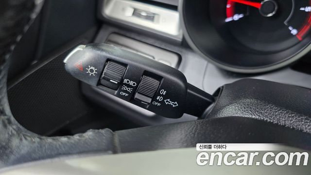 KG Mobility (SsangYong) Tivoli Diesel LX 2WD 2016 — фото 18