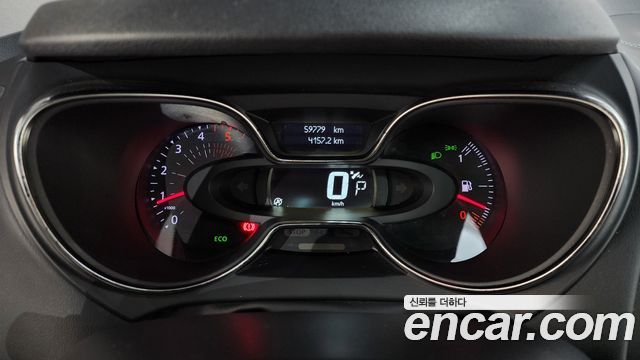 Renault Korea QM3 RE Signature 2018 — фото 8