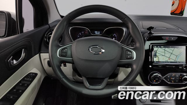 Renault Korea QM3 RE Signature 2018 — фото 12