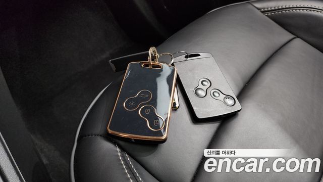 Renault Korea QM3 RE Signature 2018 — фото 15