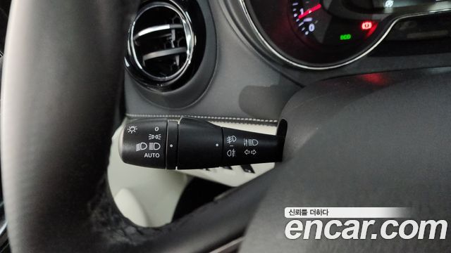 Renault Korea QM3 RE Signature 2018 — фото 16