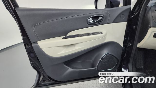 Renault Korea QM3 RE Signature 2018 — фото 24