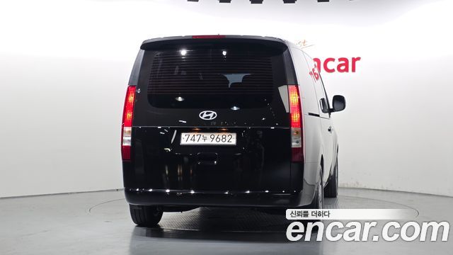 Hyundai Staria Tourer 11-Seater Modern 2025 — фото 4