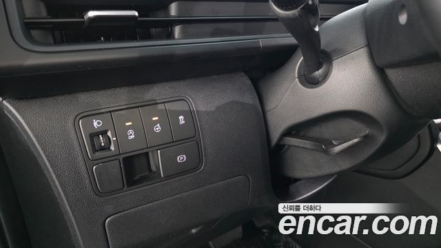 Hyundai Staria Tourer 11-Seater Modern 2025 — фото 15
