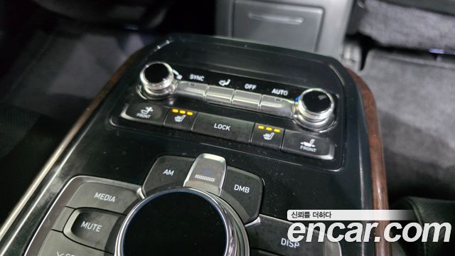Genesis EQ900 3.8 GDI AWD Premium Luxury 2017 — фото 19
