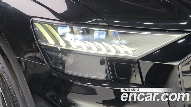 Audi Q8 (4M) 55 TFSI Quattro Premium 2023 — фото 22