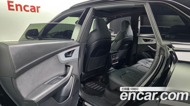 Audi Q8 (4M) 55 TFSI Quattro Premium 2023 — фото 26