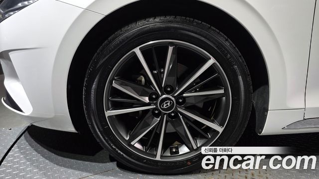 Hyundai Grandeur (IG) 3.0 LPi Rent Car Premium 2020 — фото 5