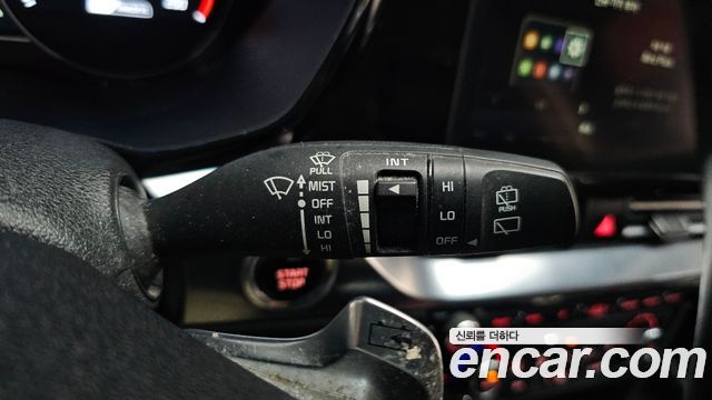 Kia Niro Plus Air 2023 — фото 29