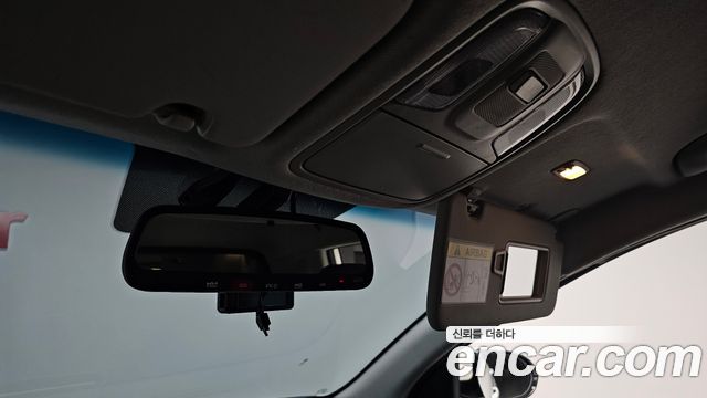 Kia Niro Plus Air 2023 — фото 30