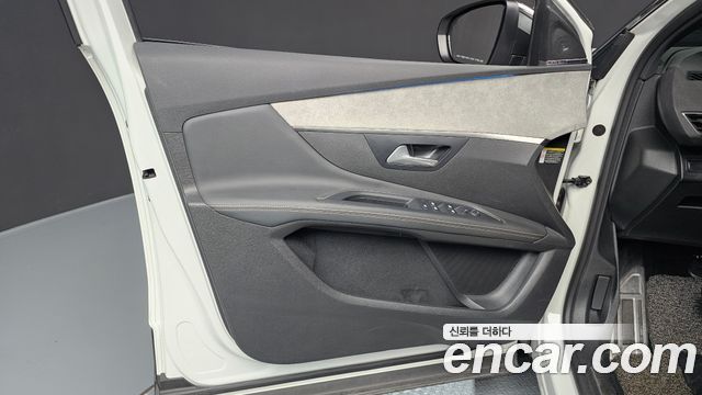 Peugeot 3008 (II) 2.0 BlueHDi GT 2019 — фото 24
